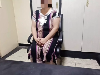 Neighbor asked me for loan and had to pay with her labia She asked me for loan