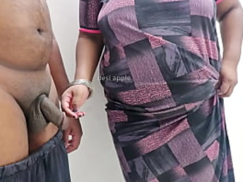 Indian Bhabhi Mother Boobygirl4 drains Spunk-pump with her hands