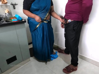 Wild Tamil Maid Nikithadesi Milks with a possessor Man rod in the Kitchen