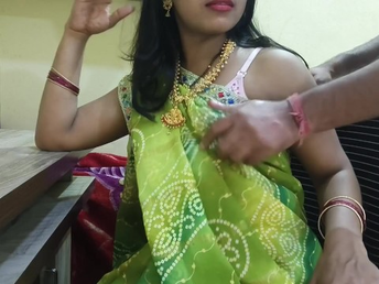 Mumbai Ashu gets her Indian fuckbox ruined by firm-core office boss in supah hot homemade vid