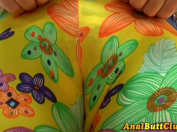 Great assed ultra-kinky breezy in cock-squeezing stretch pants