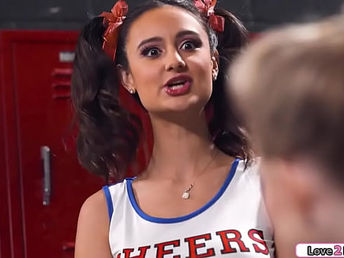Insane cheerleaders burst in locker room