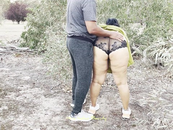 Steaming 365 Duo's Indian Milf goes insatiable with Desi Facehole & Public Hook-up
