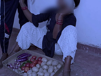 Sabji wali bhabhi ke sath masti sex! Reality fucky-fucky