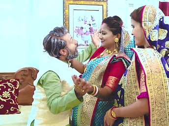 Step-family threesome: Step-dad-in-law, step-mom, together with step-daughter-in-law get incorrect all round