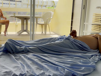 Ultra-kinky towheaded COUGAR gets will not hear of immense mammories and protracted drills glazed in container after a long time economize on is parts