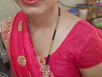 Alpana Bengalixxx cheats in excess of pinch pennies with curvy Indian desi bhabhi in hot homemade sex tape