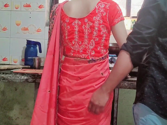 Off colour Indian teen Samy bhabhi gets nailed eternal in the kitchen and creampied