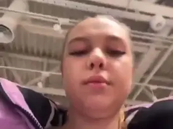 Ahead to this Indian BBW Boning adjacent to public and getting untidy far the brush stained pussy