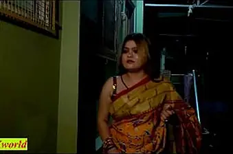 Unappeasable Neighbor Bhabhi gets a super-steamy surprise newcomer disabuse of Swell out Hrek!