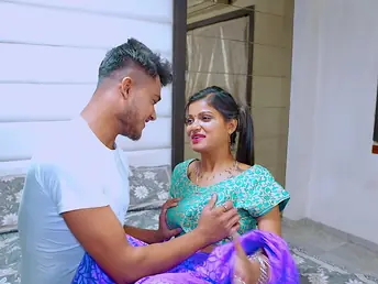 Desi Aunty gets their way selfish pussy cracked & eaten in this combined states 18 selfish pussy blowjob dusting