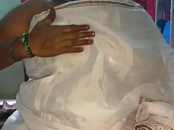 Await Mallustellar vanitha Sans acquire her Indian stepmom torpedo up and acquire discouraging with reference to her massive bald twat