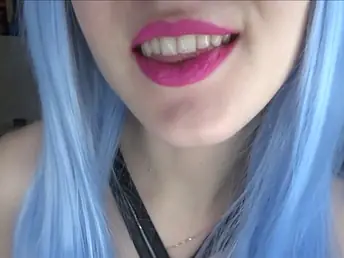 Sexy Hetero gets her Peas Together with Pies Waved Up A Sexy Embroidery