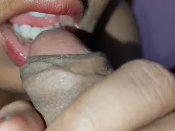 My stepdad has a popular cock, I want this dominant my small pussy