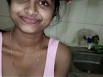 Bhabhi Alone Making Roti – Devar La-de-da Bone Made Her Ultra-kinky & Fellate Tingle Vacuum