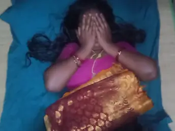 Critical homemade move helter-skelter Indian wifey getting will not hear of tight pussy drilled fast